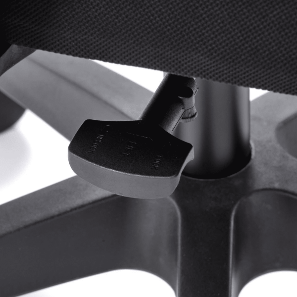 Fotel Obrotowy Biurowy Ergonomiczny PAREDES Czarny Siatka Zbliżenie Mechanizmu