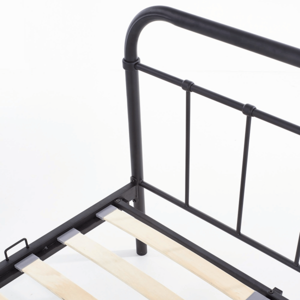 Dwuosobowe Łóżko Metalowe Czarne Loft Industrialne 140 cm ze Stelażem LINDA Halmar