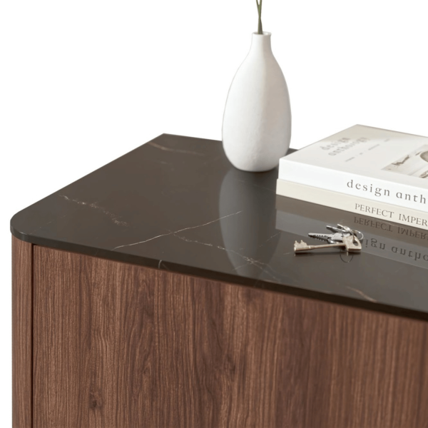 Nowoczesna Wysoka Komoda do Salonu Mid Century Modern Loft Orzech Warmia Czarny Marmur SOLANO KM-2 Halmar