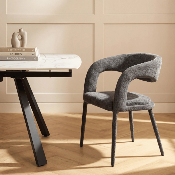 Nowoczesne Krzesło z Podłokietnikami Loft Do Jadalni Salonu Tapicerowane Minimalistyczne Ciemnoszare BALANCE