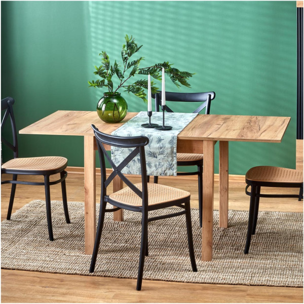 Stół 80-160x80cm GRACJAN Dąb Craft Aranżacja 4 Krzesła wokół Rozłożonego Stołu w Salonie